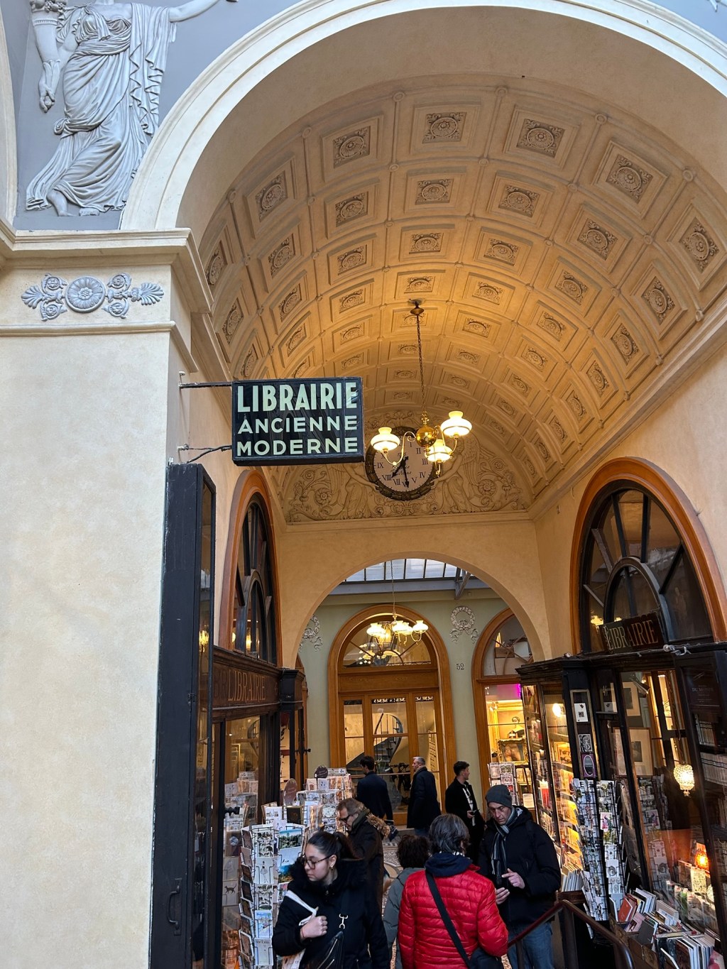 Librairie Jousseaume Galerie Vivienne Paris 2ème